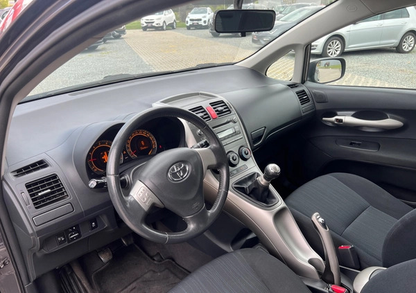 Toyota Auris cena 22990 przebieg: 176000, rok produkcji 2008 z Kalwaria Zebrzydowska małe 254